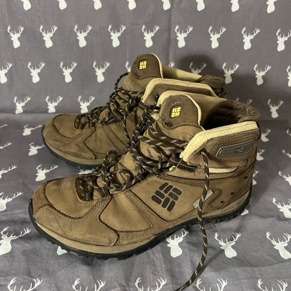 Columbia Woman’s Brown Hiking Boots